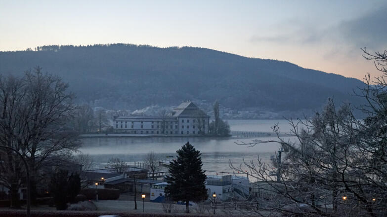 2018-cafe-sailer-blick-auf-schloss-kammer-gegenueber-andreas-sailer