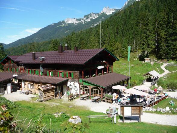 Kufstein_Anton-Karg-Haus_Wilder Kaiser