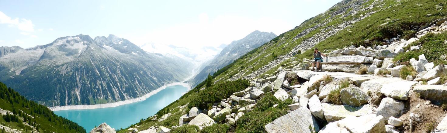 Renate bei der wohlverdienten Rast