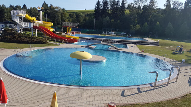 erlebnisbad-frankenmarkt-2-holzapfel-rosemarie