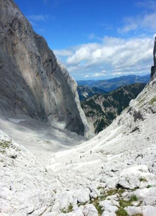 Ellmau_Ellmauer Tor_Blick zur Steinernen Rinne_Wilder Kaiser