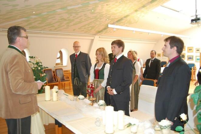 Hochzeitgesellschaft von Vorne