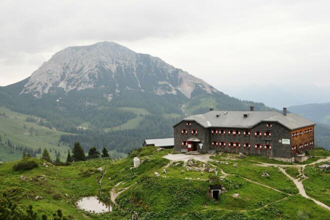 Geschafft- Hofpürglhütte mit Rötelstein