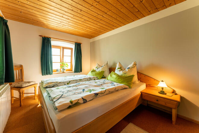 Das Schlafzimmer mit Doppelbett