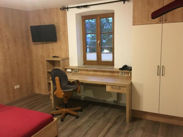 Schreibtisch Ferienwohnung Angerer