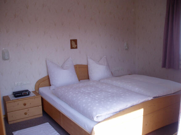 Wohnung Nr. 1 - Schlafzimmer