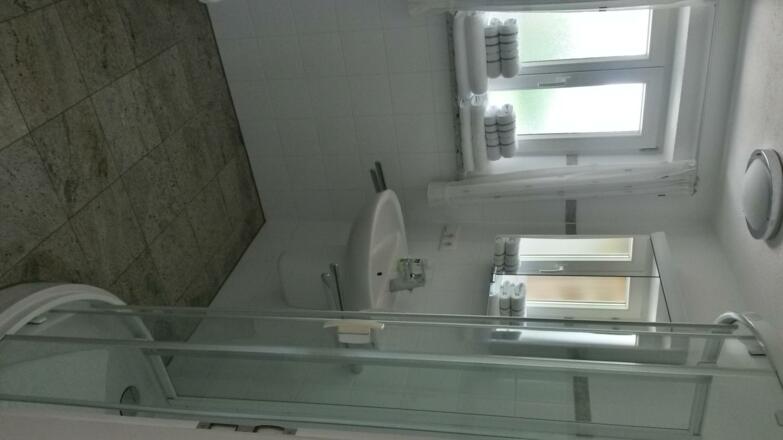 Badezimmer Ferienwohnung Zäch