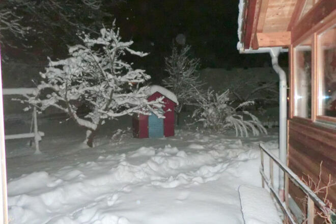 Gartenhäuschen Winter