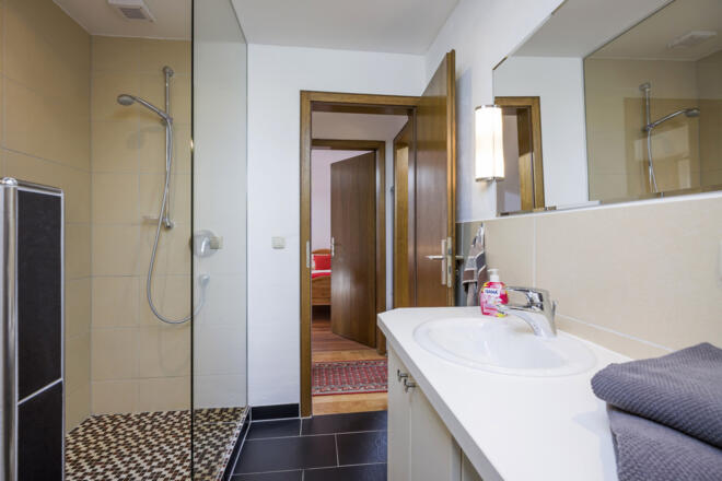 neu renoviertes Badezimmer