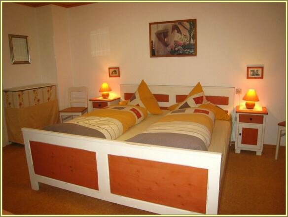 Bett im 2. Schlafzimmer