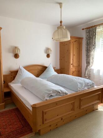 e51c5aed-25bf-4d9f-8d73-2bc068ec7c03