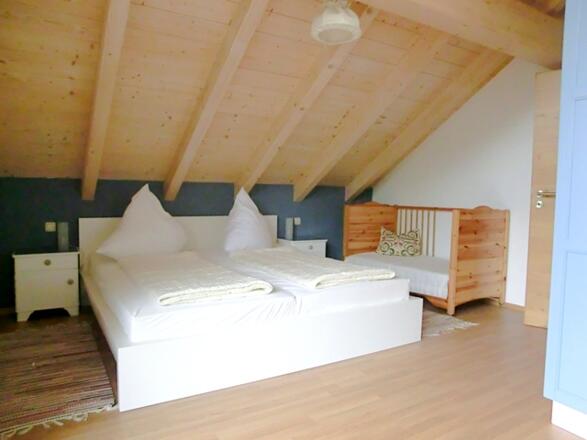Schlafzimmer Ferienwohnung Bauer/Harlach