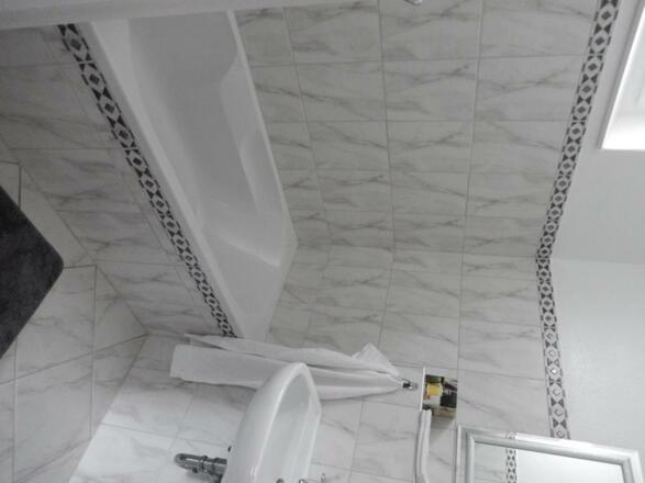 Badewanne Ferienwohnung Barhainski