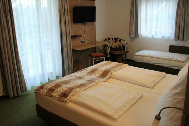 Kraxenberger Dreibettzimmer Beispiel