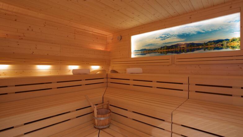 Yachthotel Chiemsee Sauna.jpg