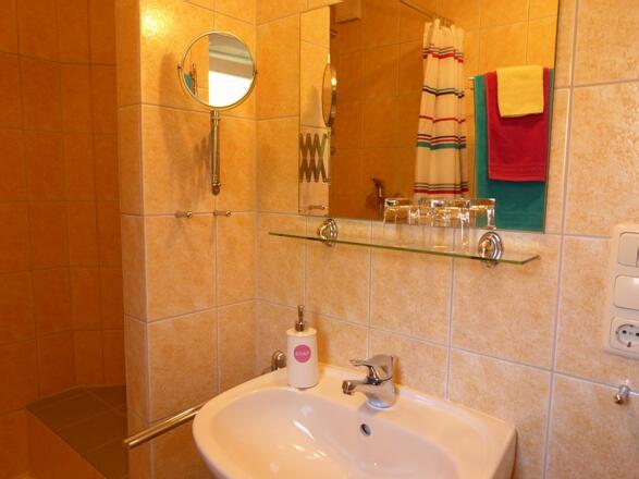 Bad Ferienwohnung Weiß-Blau