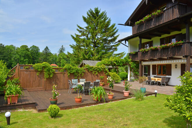 Gästeterrasse am Haus