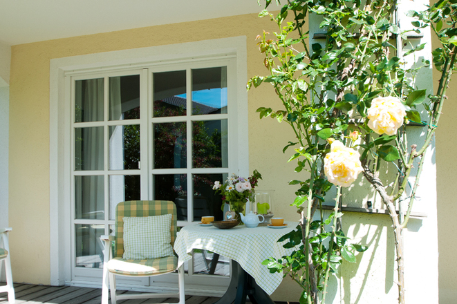 Essplatz auf der Terrasse Haus Anita