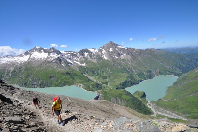 Heinrich-Schwaiger-Haus: Herrliche Aussichten beim Weg auf die Huette