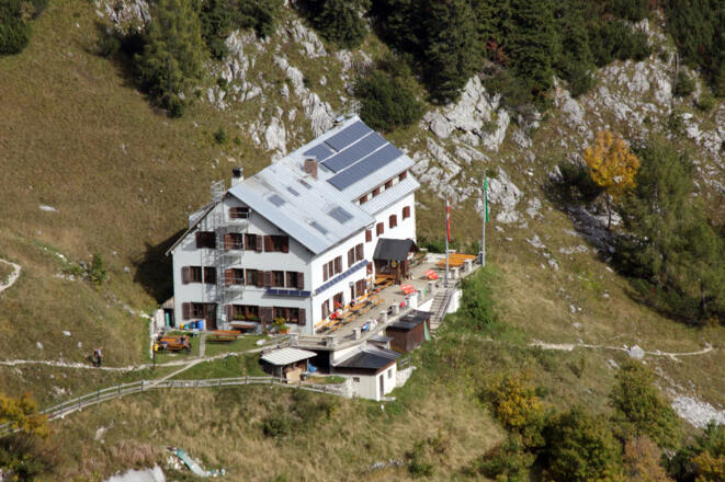 Prielschutzhaus im Sommer