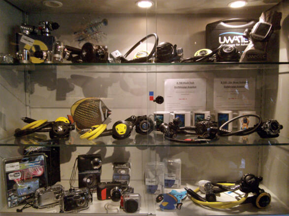 Austrian Divers Verkaufsvitrine