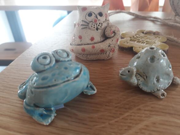 Nette Mitbringsel und regionale Geschenke im CafeLaden