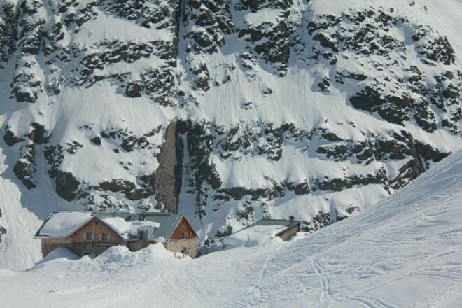 Die Winnebachseehütte im Winter 