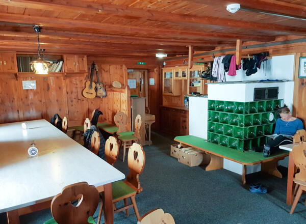 Hochstubaihütte - Gastraum