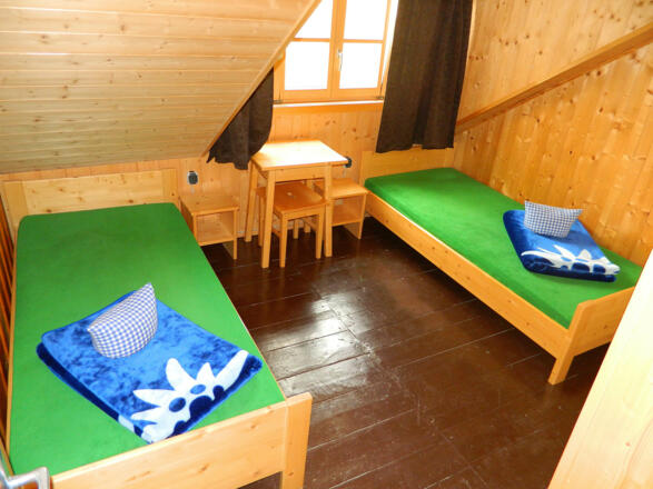 2-Bett-Zimmer