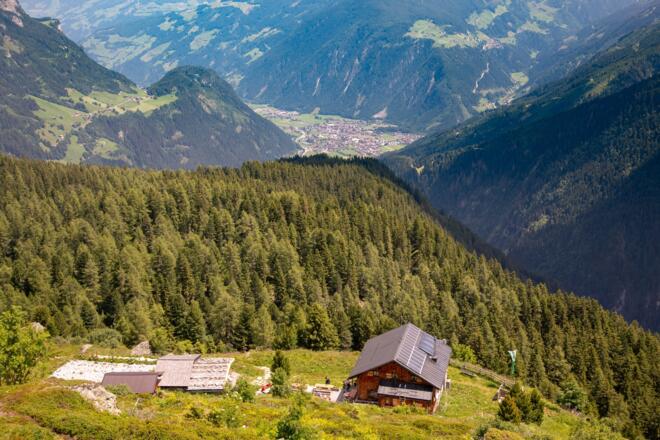 Gamshütte oberhalb des Naturwaldreservates Ebenschlag