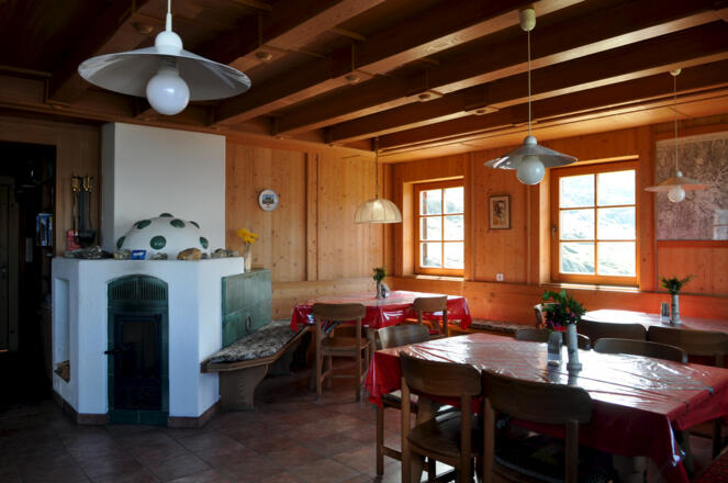 Sudetendeutsche Hütte - Neuer Gastraum - Walther-Nimmrichter-Stube