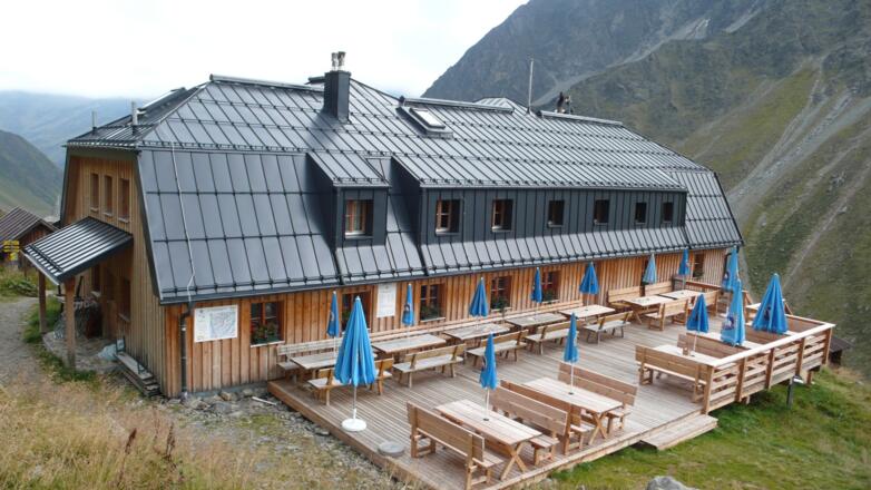 Westfalenhaus mit neuer Terrasse