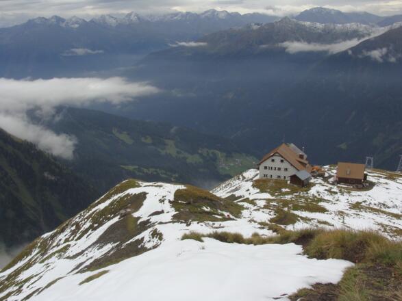 In exponierter Lage - Ansbacher Hütte