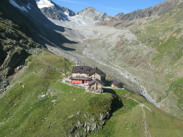 Taschachhaus aus der Luft