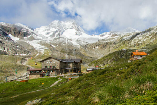 Dresdner Hütte mit Herz-Jesu-Kapelle (geweiht 2017)