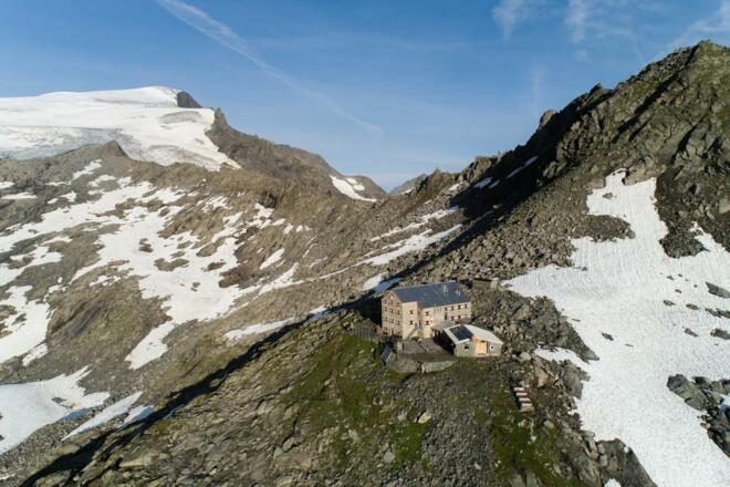 Die Neue Prager Hütte in der Venediger-Gruppe