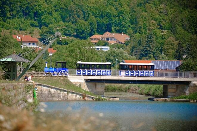 Ludwigsbahn Kelheim auf der Fahrt zur Befreiungshalle