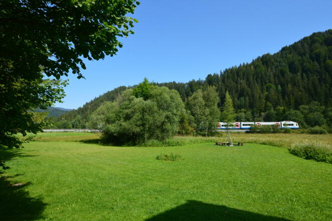 Haus Hammer - Dank der Bayr. Oberlandbahn perfekt an das ÖPNV-Netz angeschlossen