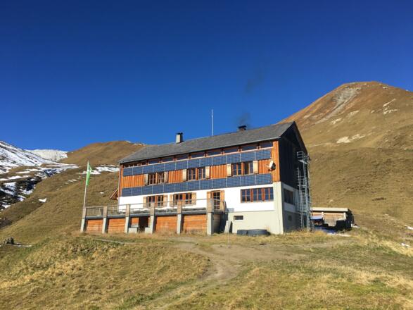 Tilisuna Hütte