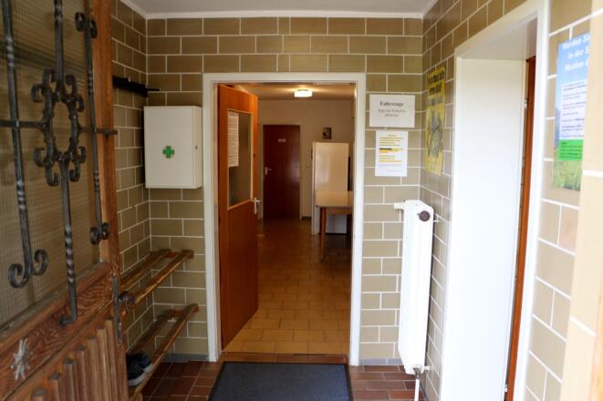 Eingangsbereich mit Schuhregal