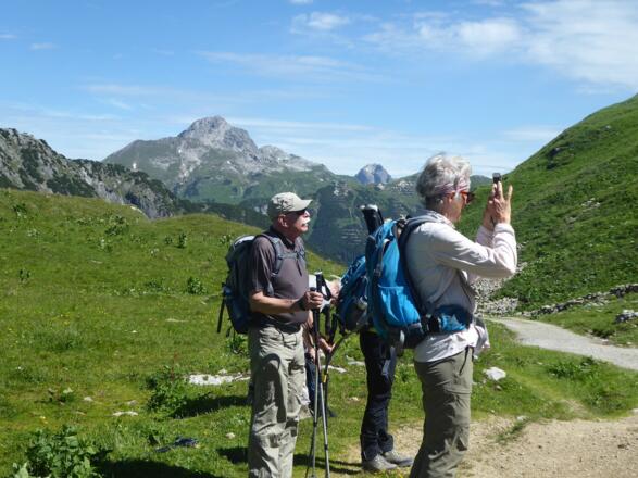 Am Stierlochjoch vor Mohnenfluh und Widderstein