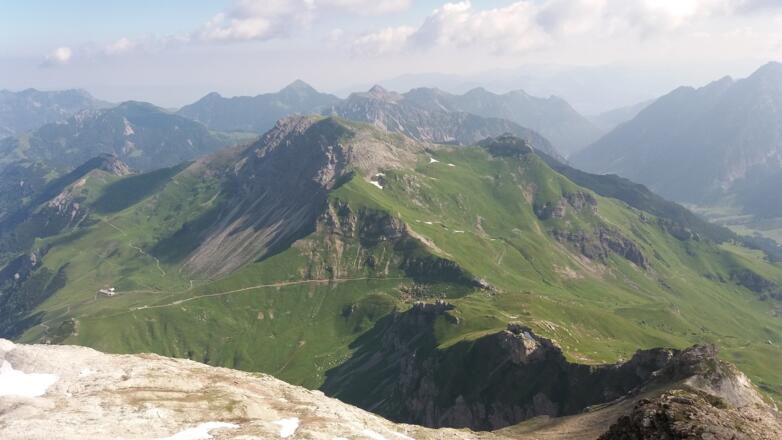 Vom Naafkopf nach Norden: Bettlerjoch, Augstenberg, Gorfion.