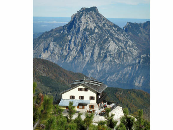 Kranabethhütte Hintergrund Traunstein