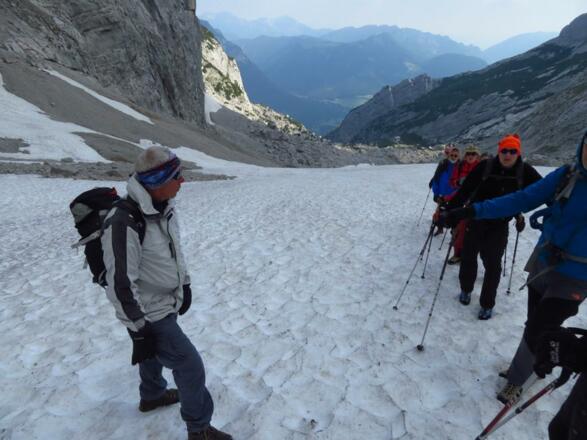 Übung: Gehen im Firn (Aufbaukurs Fels &amp; Firn)