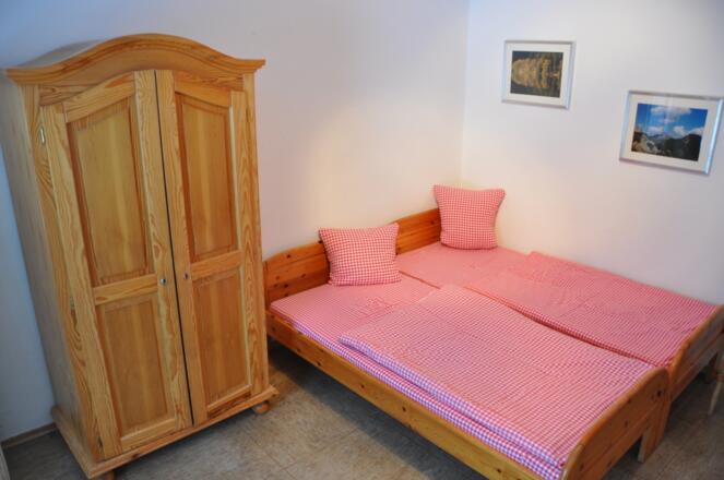 Gemütliche Zimmer, teilweise mit Seeblick