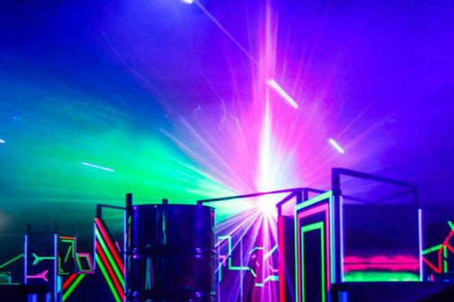 Südbayerns größte Lasertag-Arena mit 600 Quadratmeter Spielfläche!