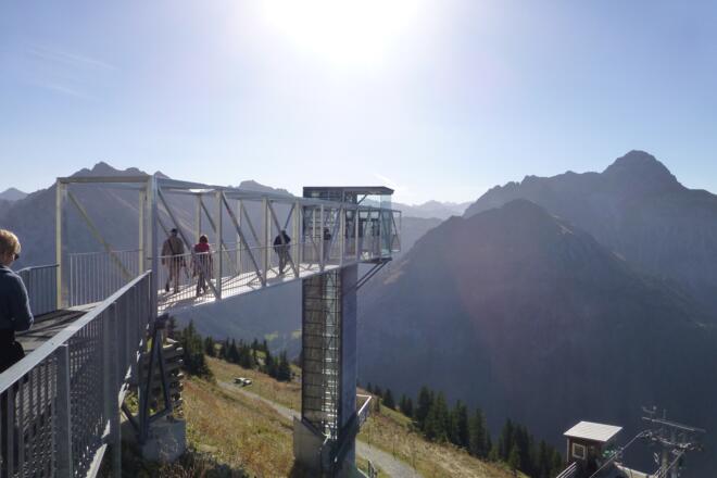 Bergstation Walmendinger Horn Bahn im Sommer