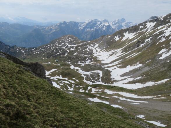 Blick hinunter zum Padasterjochhaus von der Abzweigung zwischen Wasenwand und Foppmandl.