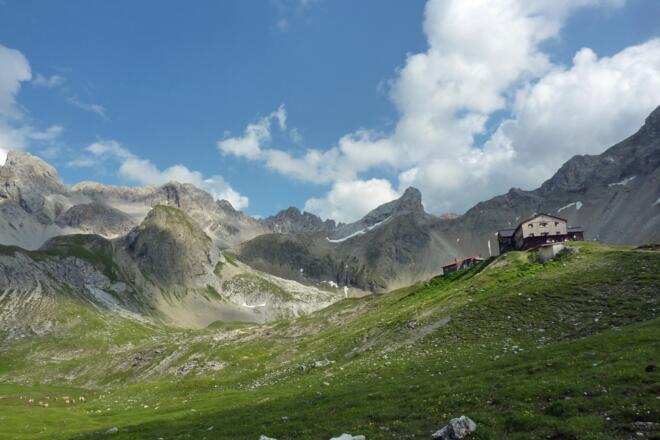 Die Memminger Hütte in den Lechtaler Alpen