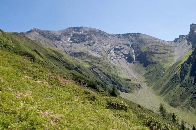 Auftieg über den Südhang mit dem kleinen Kaserer im Hintergrund